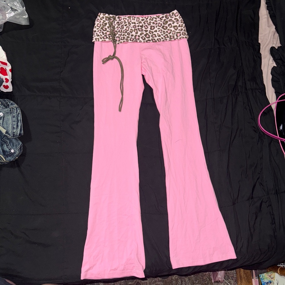 Sugar Thrillz Pink Yoga Pants with Leopard Print Waistband